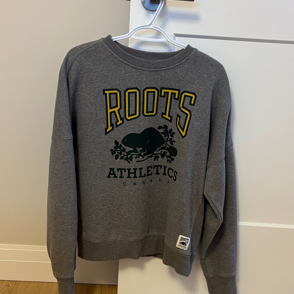 Roots Gray Sweater